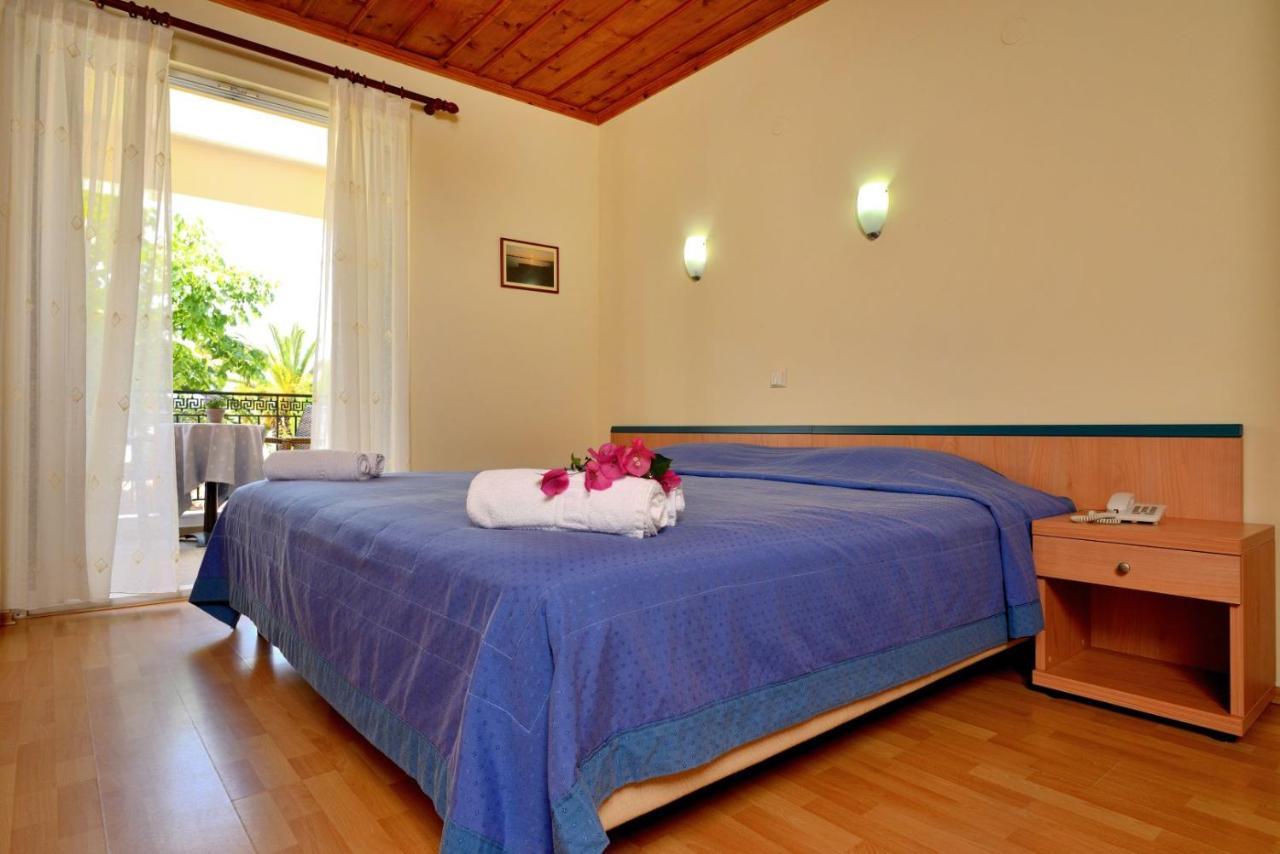 Studio Nikiti Beach Zewnętrze zdjęcie